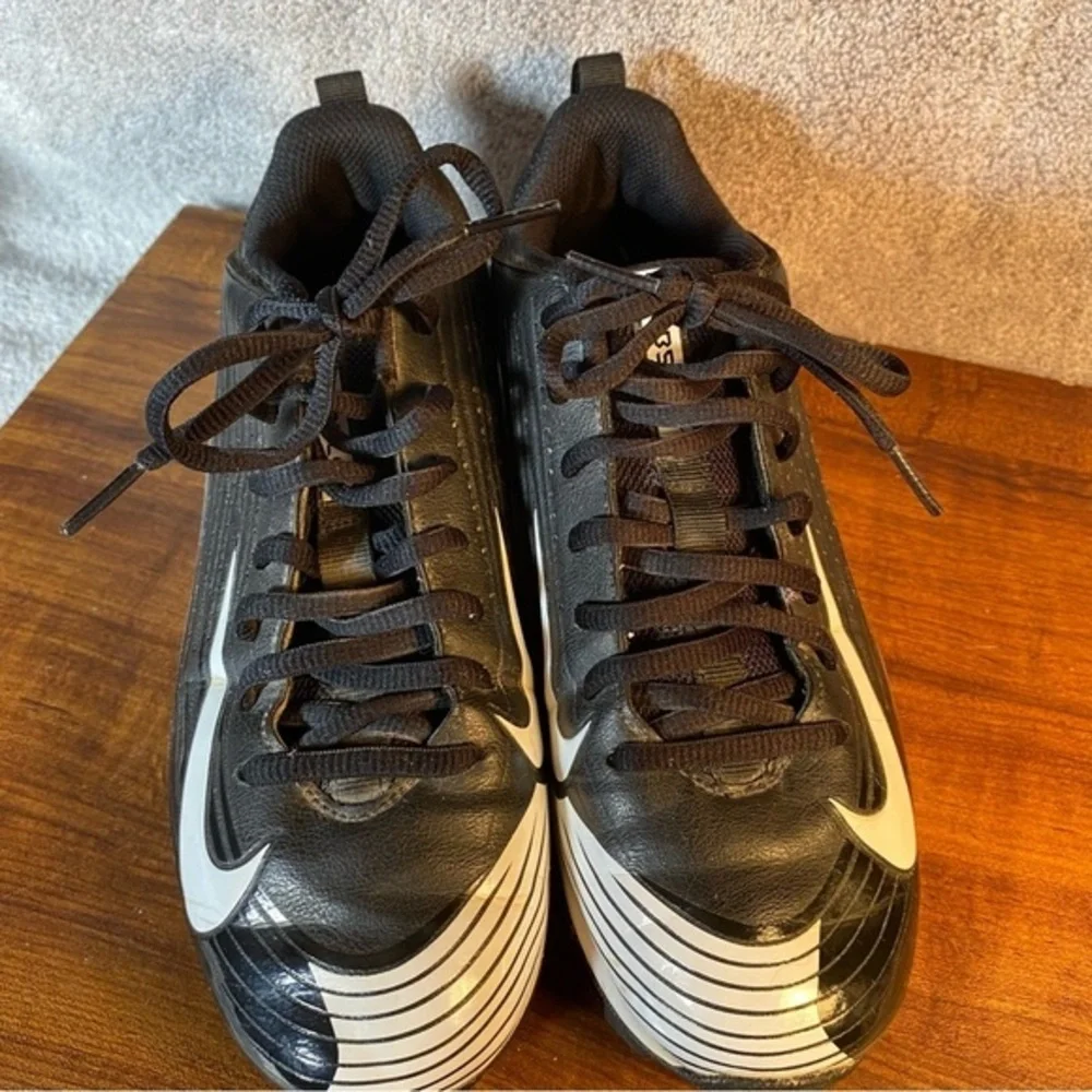 Nike BSBL FastFlex Vapor‎ Shoes Boys Cleats Athletic Size 4.5Y